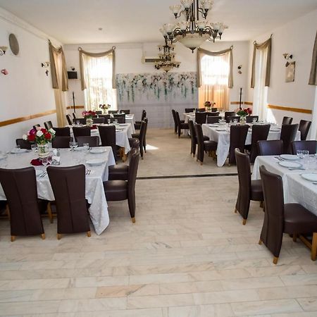 Hotel Marion Dumbraveni  المظهر الخارجي الصورة