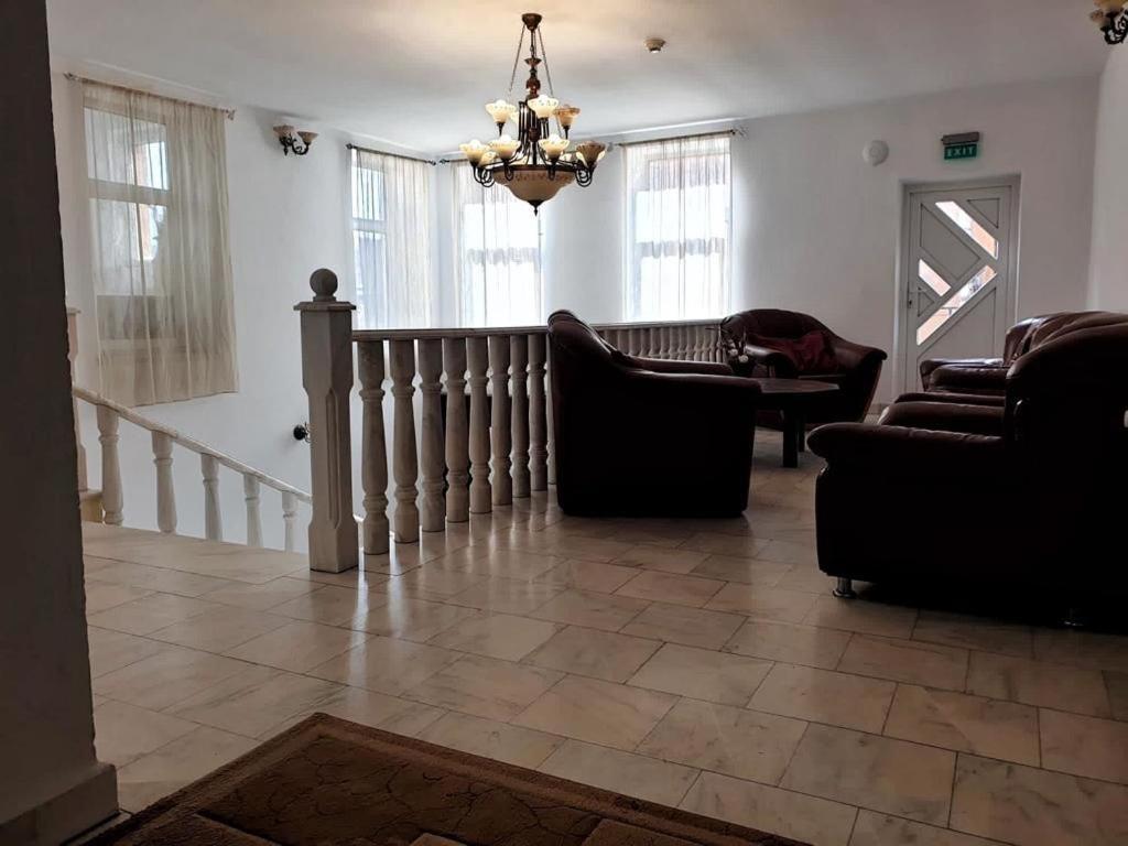 Hotel Marion Dumbraveni  المظهر الخارجي الصورة