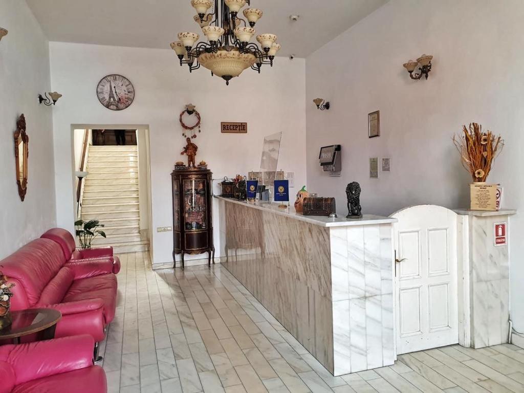 Hotel Marion Dumbraveni  المظهر الخارجي الصورة