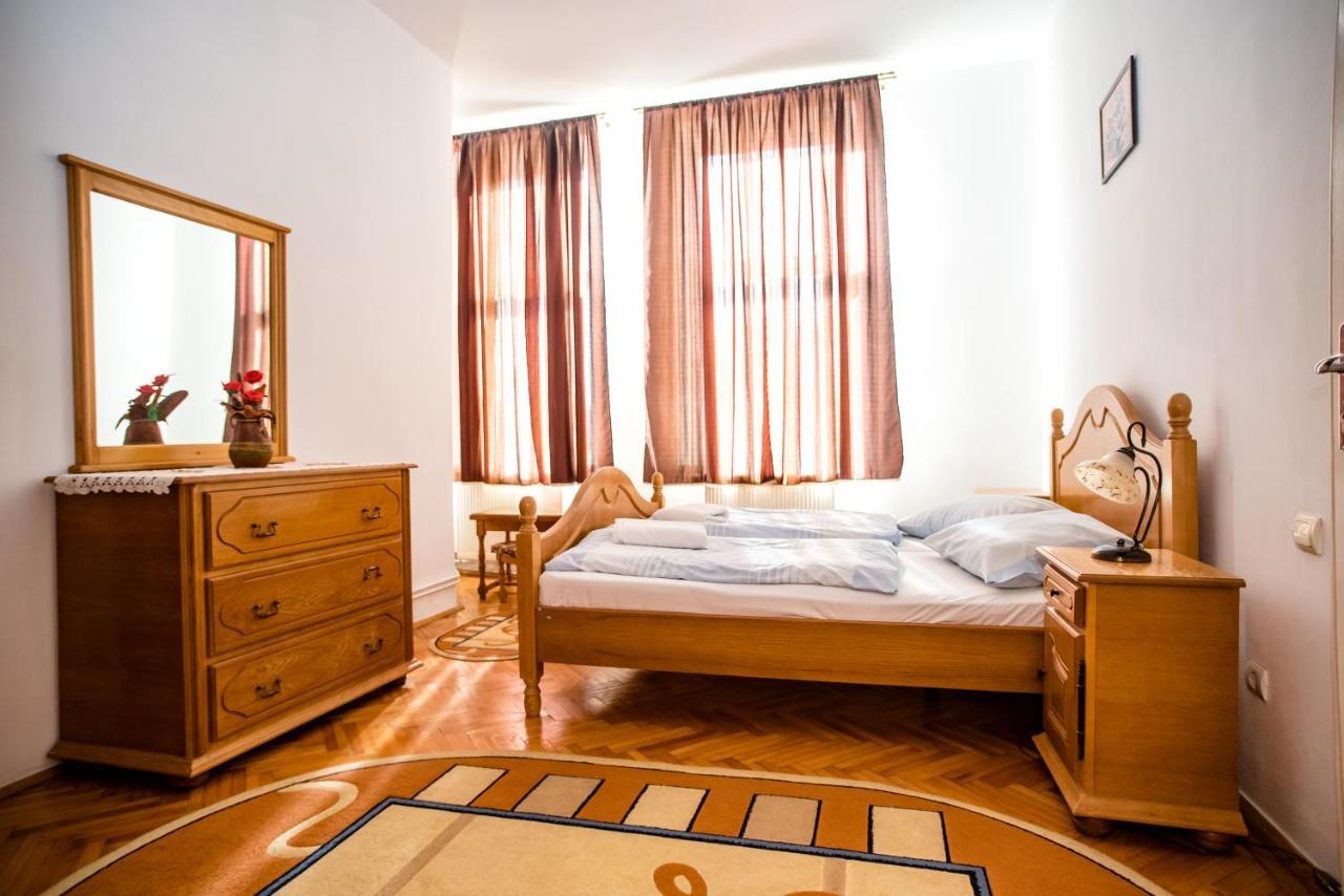 Hotel Marion Dumbraveni  المظهر الخارجي الصورة